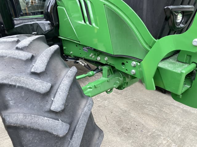 Image of John Deere 6130M equipment image 4