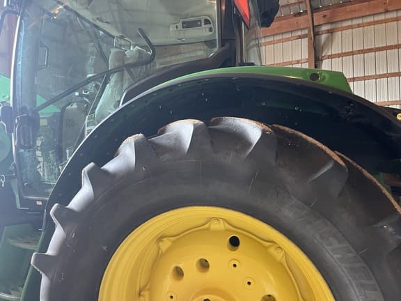 Image of John Deere 6130R equipment image 3
