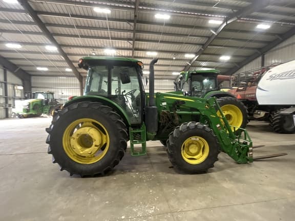 Image of John Deere 6135E Primary image