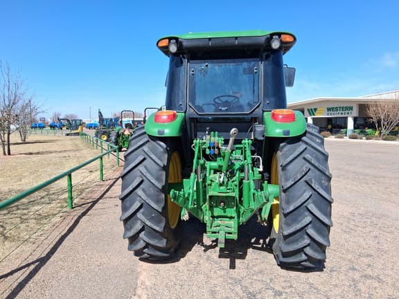 Image of John Deere 6135E equipment image 4