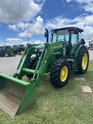 Image of John Deere 6135E equipment image 2