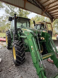 2020 John Deere 6135E Image
