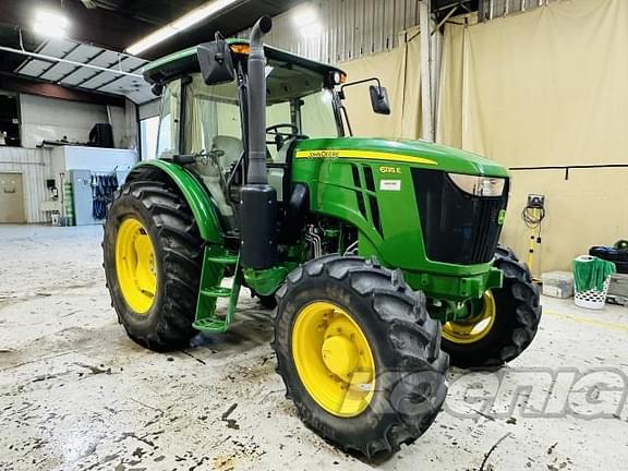 Image of John Deere 6135E equipment image 1