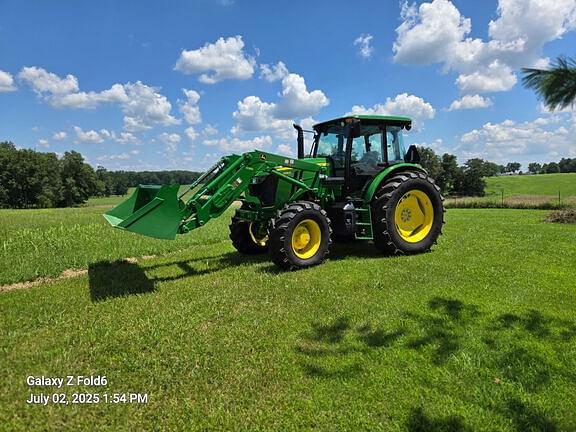 Image of John Deere 6135E equipment image 3