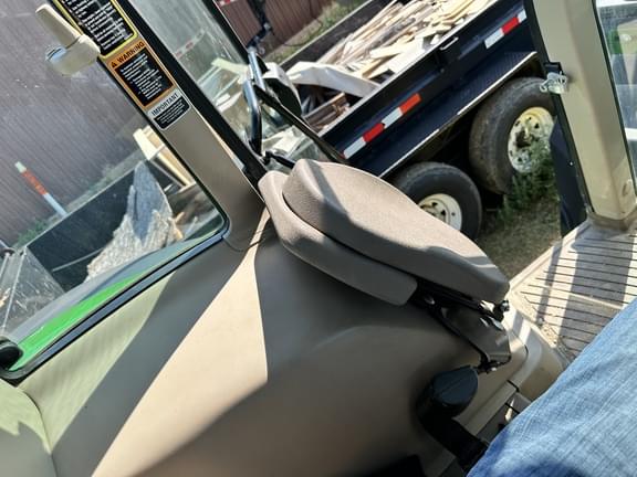Image of John Deere 6145M equipment image 2