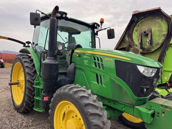 Image of John Deere 6145R equipment image 4