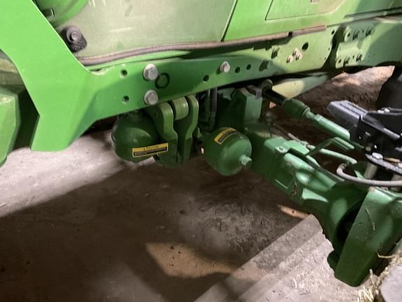 Image of John Deere 6145R equipment image 4