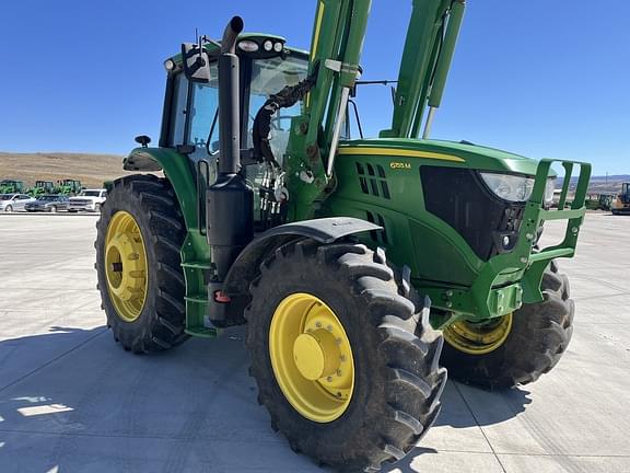 Image of John Deere 6155M equipment image 4