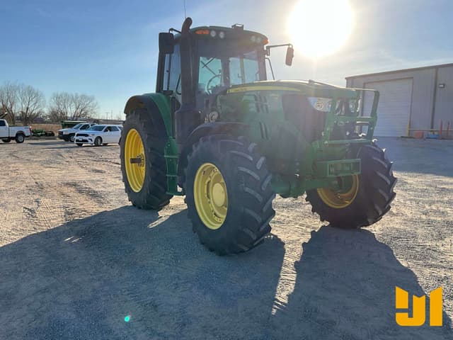 Image of John Deere 6155M equipment image 2