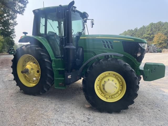 Image of John Deere 6155M equipment image 4