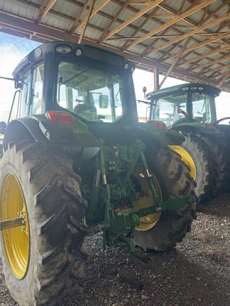 Image of John Deere 6155M equipment image 4