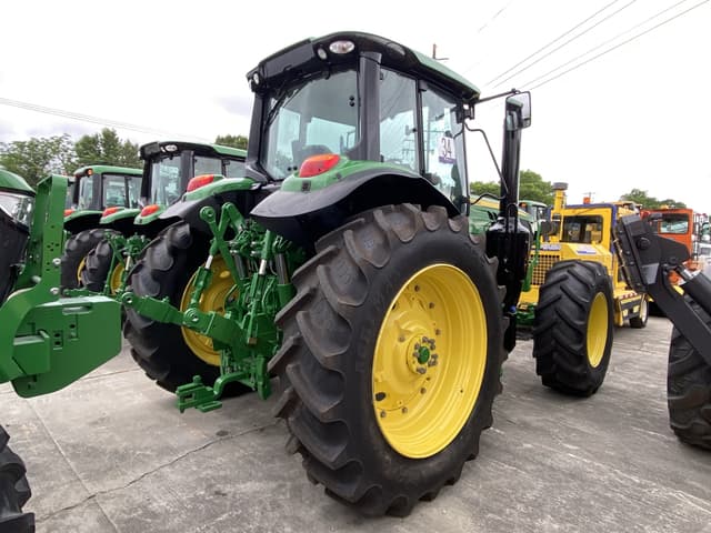 Image of John Deere 6155M equipment image 2