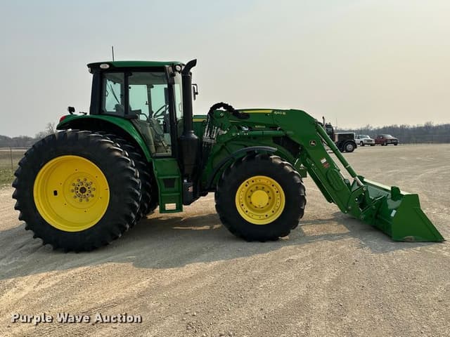 Image of John Deere 6155M equipment image 4