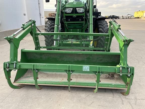 Image of John Deere 6155R equipment image 3