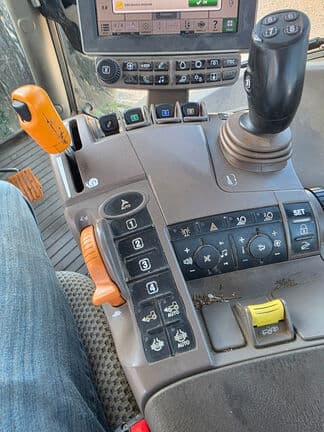 Image of John Deere 6155R equipment image 2