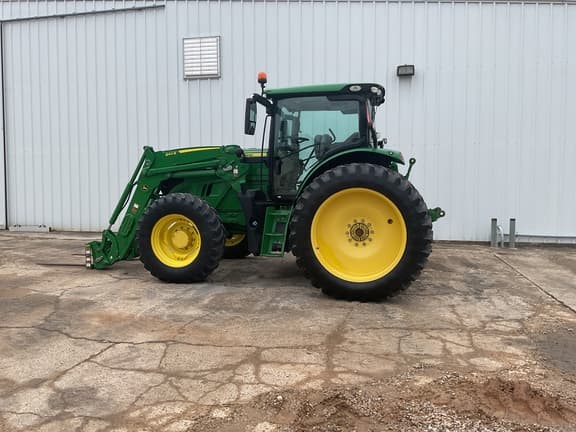 Image of John Deere 6155R equipment image 4