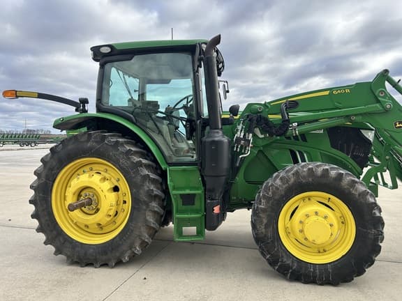 Image of John Deere 6155R equipment image 3
