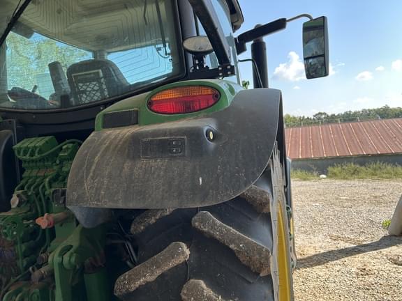 Image of John Deere 6175R equipment image 4