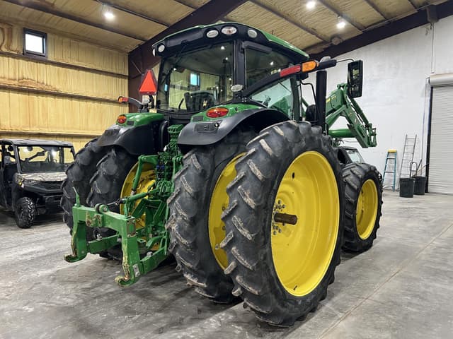 Image of John Deere 6175R equipment image 3