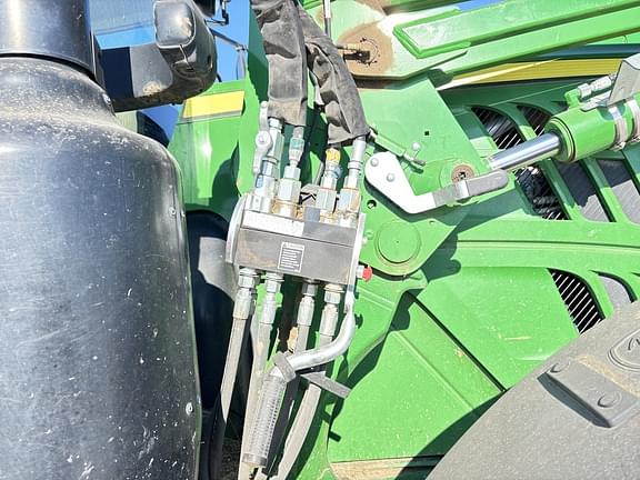 Image of John Deere 6195R equipment image 3