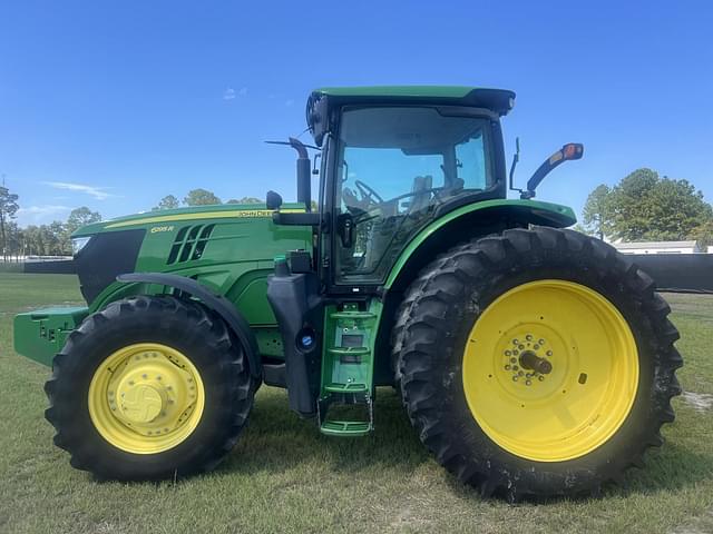 Image of John Deere 6195R equipment image 1