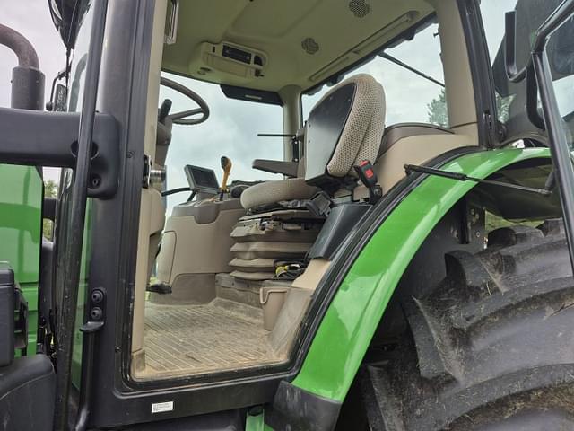Image of John Deere 6195R equipment image 4
