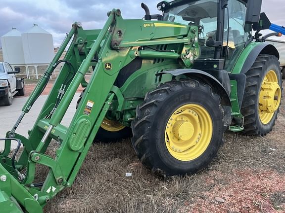Main image John Deere 6215R