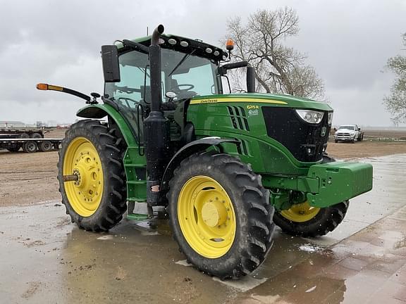 Image of John Deere 6215R equipment image 1