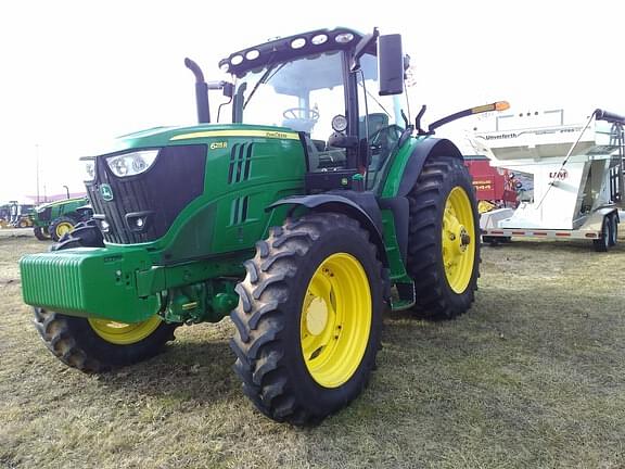 Image of John Deere 6215R equipment image 1