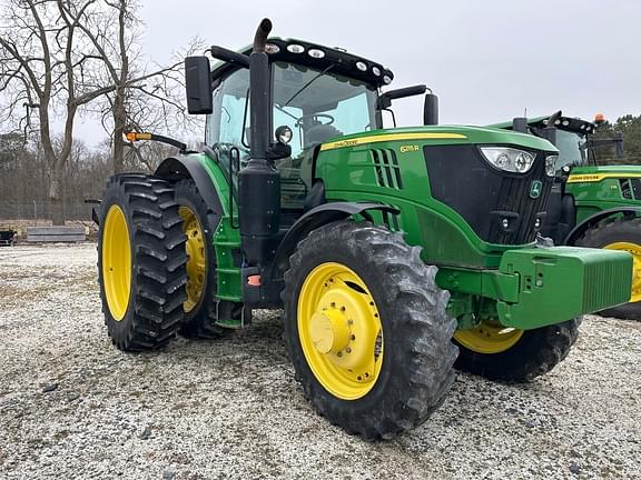 Image of John Deere 6215R equipment image 1