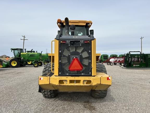 Image of John Deere 624L equipment image 3