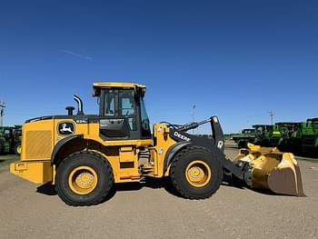 2020 John Deere 624L Equipment Image0