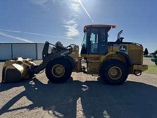 Main image John Deere 624L 6