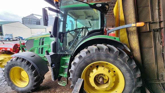 Main image John Deere 6250R