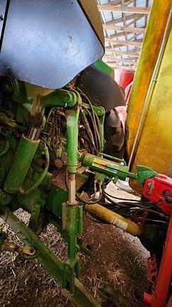 Image of John Deere 6250R equipment image 2