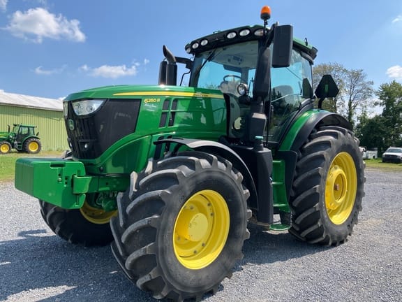 Main image John Deere 6250R