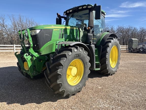 Image of John Deere 6250R equipment image 2