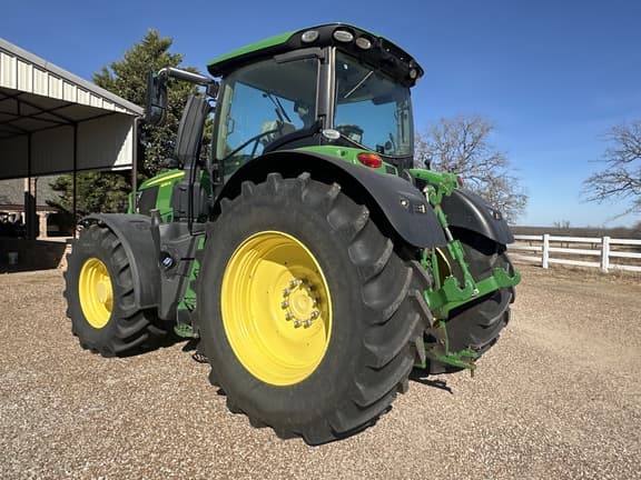 Image of John Deere 6250R equipment image 3