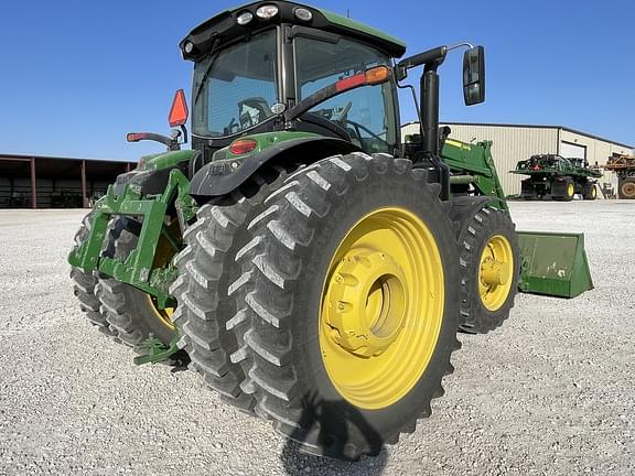 Image of John Deere 6250R equipment image 3