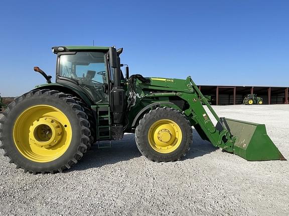 Image of John Deere 6250R equipment image 2