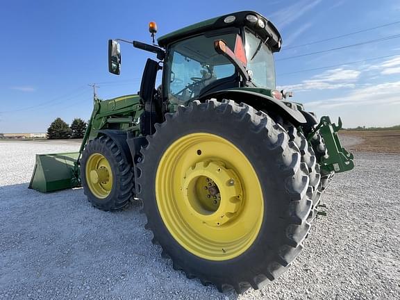 Image of John Deere 6250R equipment image 4