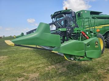 Main image John Deere 625F
