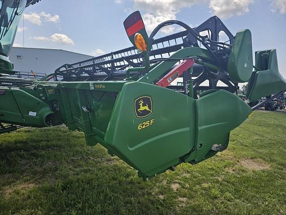 Image of John Deere 625F equipment image 4