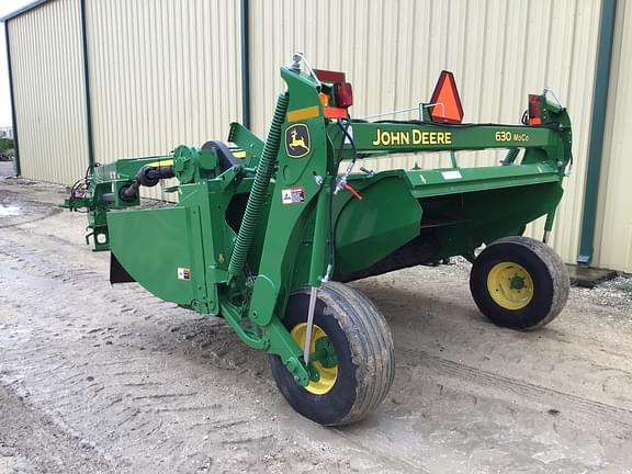 Image of John Deere 630 equipment image 2