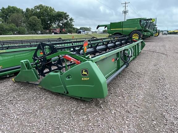 Image of John Deere 630F equipment image 3