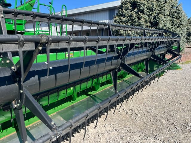 Image of John Deere 630F equipment image 2