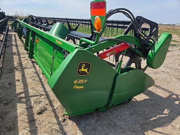 Image of John Deere 635F equipment image 2