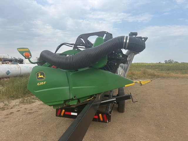 Image of John Deere 635F equipment image 3