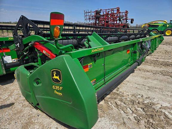 Image of John Deere 635F equipment image 2