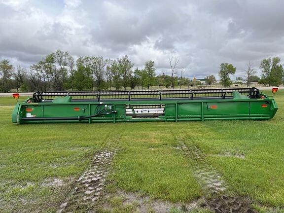 Image of John Deere 635F equipment image 3